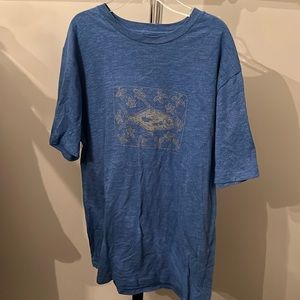 Men’s Yeti short sleeve blue tee shirt T-shirt. Size Large